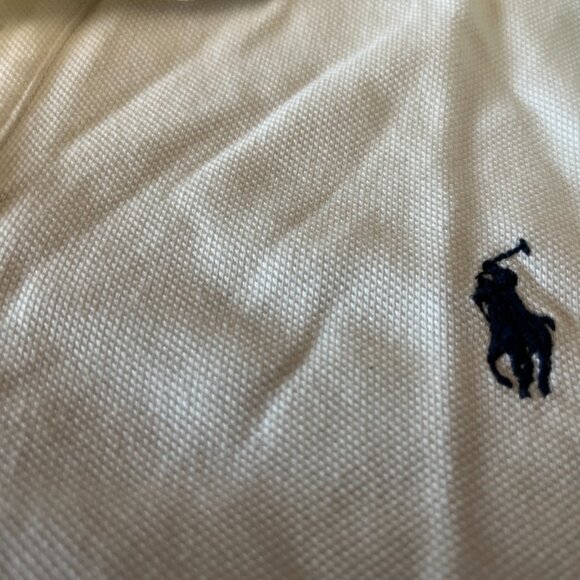 Polo white top 2xl - Picture 2 of 3
